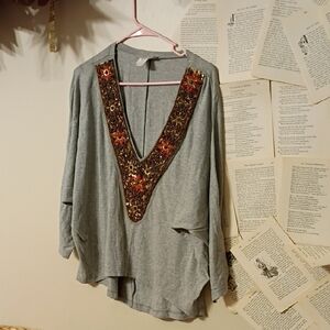 Beautiful Ludi Beaded V Neck Top